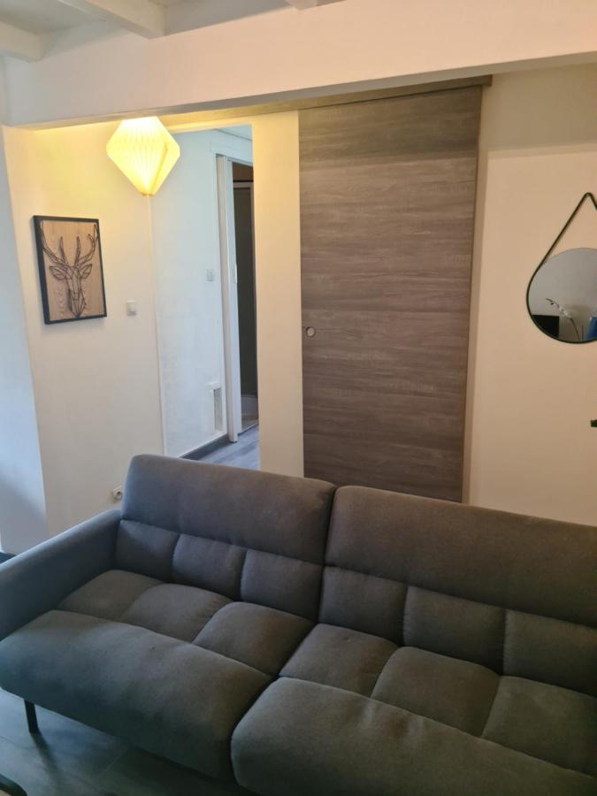 Logement Entier Situe A Taponnat Fleurignac. Luaran gambar
